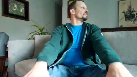 Snapshot of stook4 chatting on October 2025 08:49:02 PM LifestyleMan313 online show from October 2025 08:49:02 PM