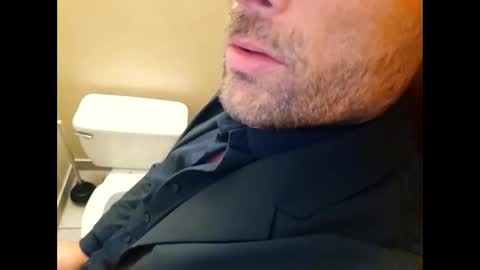 stopshottttt online show from October 2025 07:56:02 PM