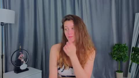 Snapshot of stormymuse chatting on May 2026 05:24:01 AM Luna online show from May 2026 05:24:01 AM
