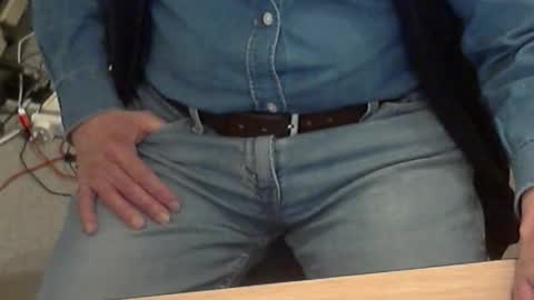 Snapshot of str8_dave chatting on March 2026 07:39:01 PM Dave online show from March 2026 07:39:01 PM