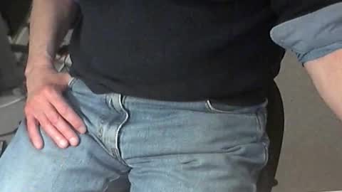Snapshot of str8_dave chatting on April 2026 08:57:01 PM Dave online show from April 2026 08:57:01 PM