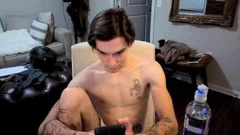 str8whiteboy21 online show from June 2026 06:16:01 AM