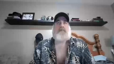 Straightbear4you online show from October 2025 05:30:01 AM