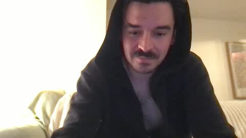 Snapshot of straitnarrow chatting on April 2026 06:19:01 AM Strait n Narrow online show from April 2026 06:19:01 AM