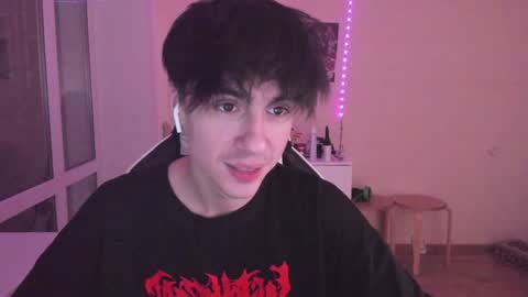 Ray online show from December 2024 02:36:02 AM