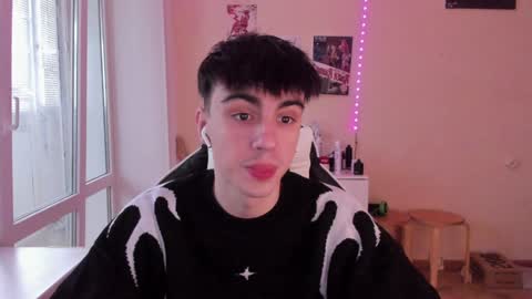 Ray online show from January 2025 08:43:02 AM