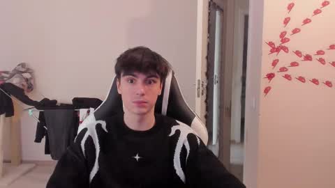 Ray online show from February 2025 12:31:01 PM