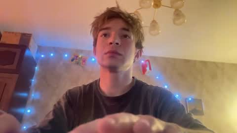 Snapshot of stralght_twinks chatting on July 2026 07:57:01 AM Ray online show from July 2026 07:57:01 AM