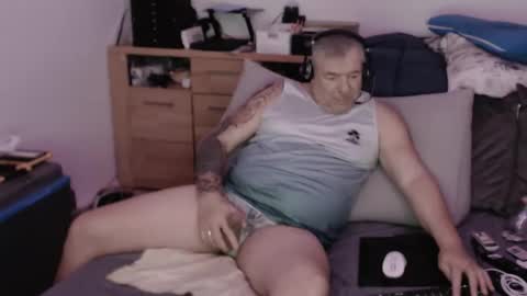 Stranger online show from October 2025 04:20:02 AM