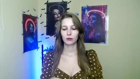 Amalia online show from November 2025 01:00:02 PM