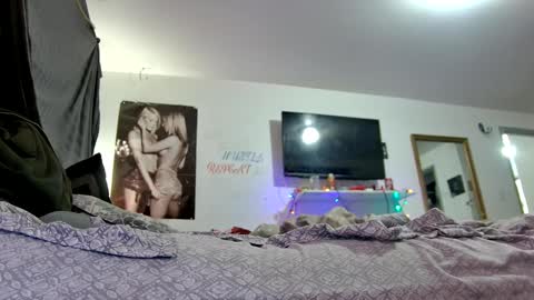 Snapshot of strangestslut chatting on September 2025 07:54:01 AM strangestslut online show from September 2025 07:54:01 AM