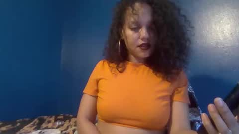 Snapshot of strawberriesxstraps chatting on December 2025 05:51:02 PM Strawberries X Straps online show from December 2025 05:51:02 PM