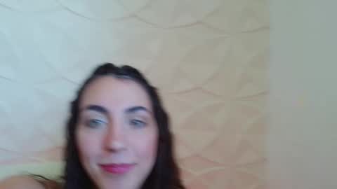 Snapshot of strawberripulp chatting on February 2026 03:48:02 PM Angel Baby online show from February 2026 03:48:02 PM