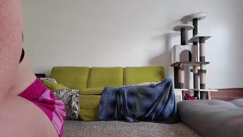 Snapshot of strawberrylotsacake chatting on September 2025 02:38:02 PM Strawberrylotsacake online show from September 2025 02:38:02 PM