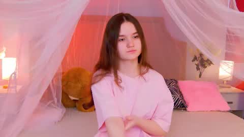 Snapshot of strawbunnybite chatting on July 2026 02:42:02 PM Bunny online show from July 2026 02:42:02 PM