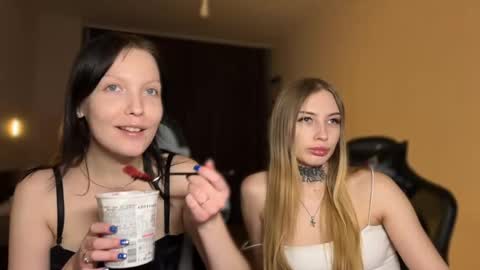 Streis  open pvt online show from March 2026 02:13:02 PM