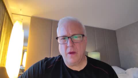 Snapshot of strkgforyou chatting on October 2025 10:22:02 AM Stroking For You online show from October 2025 10:22:02 AM