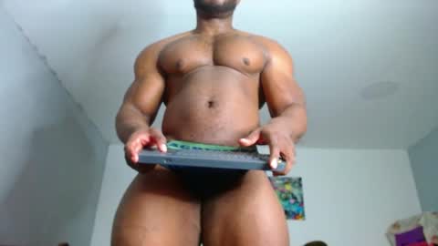 Snapshot of strong_george1 chatting on December 2024 12:02:02 AM strong_george1 online show from December 2024 12:02:02 AM