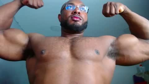 Snapshot of strong_george1 chatting on December 2024 06:17:02 PM strong_george1 online show from December 2024 06:17:02 PM