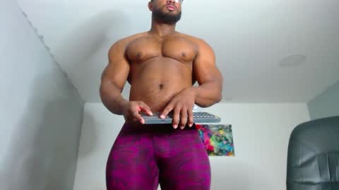 strong_george1 online show from January 2025 07:17:02 PM