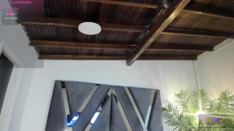 Alexa   online show from December 2025 11:07:01 AM