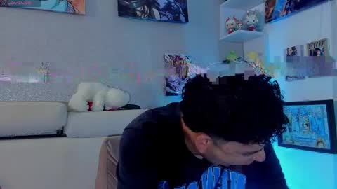 Snapshot of strong_rock69 chatting on May 2026 03:40:01 PM strong_rock69 online show from May 2026 03:40:01 PM