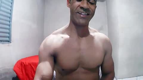 Snapshot of strongdaddyfantastic chatting on May 2026 06:10:02 AM strongdaddyfantastic online show from May 2026 06:10:02 AM