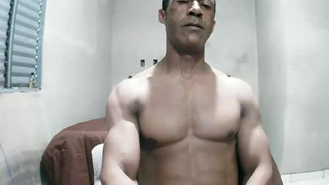 Snapshot of strongdaddyfantastic chatting on June 2026 03:07:01 PM strongdaddyfantastic online show from June 2026 03:07:01 PM