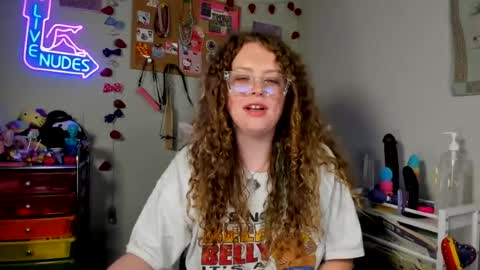 Strwbby online show from July 2026 03:23:01 AM