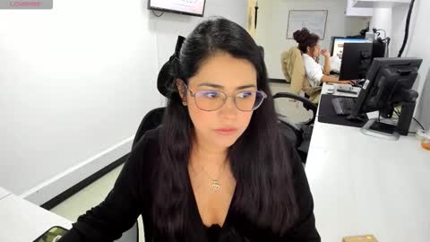 studcb_ online show from January 2026 03:36:01 PM