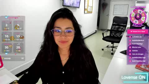 studcb_ online show from April 2026 11:05:02 PM