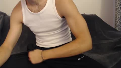 Stud From Paris online show from December 2024 12:27:01 PM