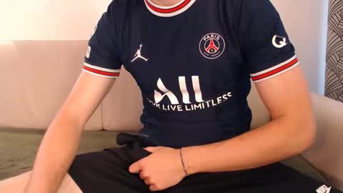Stud From Paris online show from June 2026 12:29:01 PM