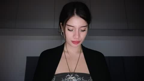 Sofa online show from June 2026 01:50:02 AM