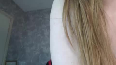 Natasha online show from October 2025 01:14:02 AM