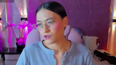 Snapshot of stusha chatting on July 2026 01:03:01 PM Stusha online show from July 2026 01:03:01 PM