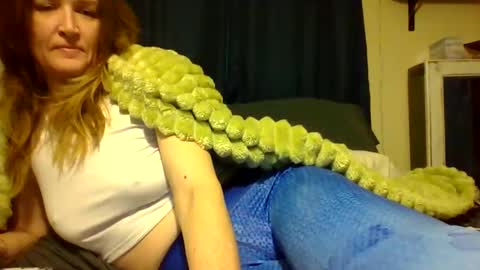 Snapshot of sub4you69brat chatting on January 2025 03:22:01 AM sub4you69brat online show from January 2025 03:22:01 AM