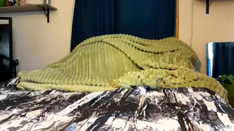 Snapshot of sub4you69brat chatting on February 2025 04:35:02 PM sub4you69brat online show from February 2025 04:35:02 PM