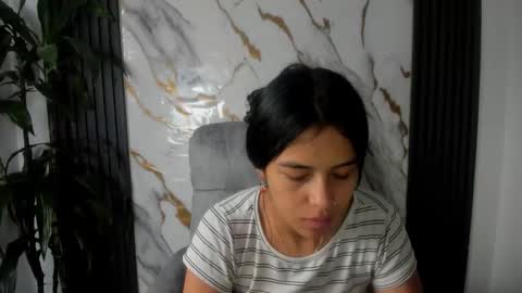 Snapshot of sub_scarlett_ chatting on February 2026 12:24:02 PM sub_scarlett_ online show from February 2026 12:24:02 PM