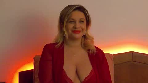 Carla online show from December 2025 10:18:02 PM