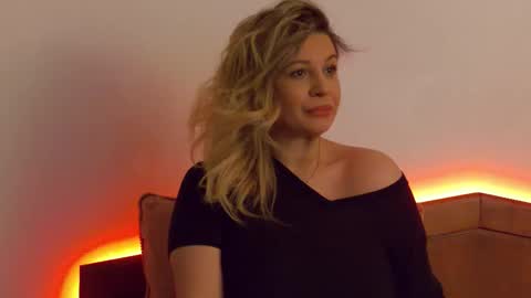 Carla online show from February 2026 11:39:02 PM