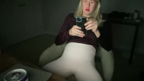 Sissy Isabella online show from June 2026 06:41:02 AM