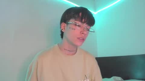 nico online show from December 2024 03:47:02 PM