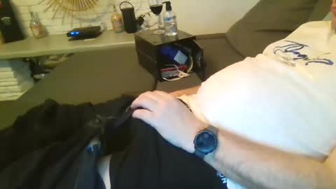 Snapshot of submissivguy chatting on December 2024 08:15:01 PM submissivguy online show from December 2024 08:15:01 PM