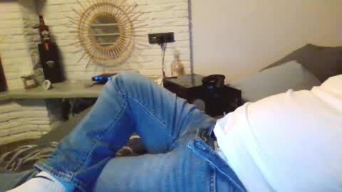 Snapshot of submissivguy chatting on September 2025 07:28:01 PM submissivguy online show from September 2025 07:28:01 PM