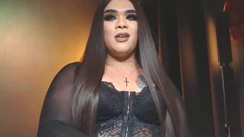 Snapshot of suckablecockoffreya chatting on February 2025 09:25:02 PM JADE ELYSE online show from February 2025 09:25:02 PM