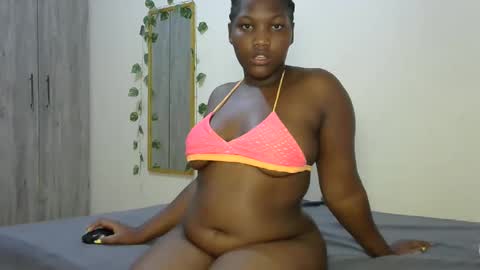 Beverly online show from February 2025 09:23:01 PM