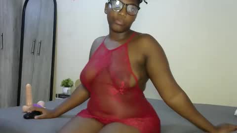 Beverly online show from October 2025 11:23:01 PM