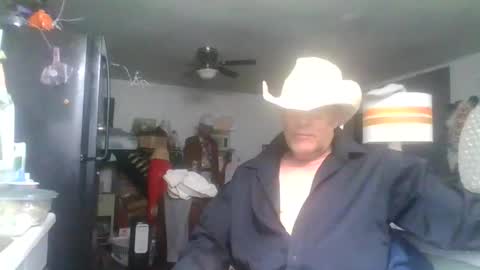 SUCKITU812 online show from February 2026 08:24:02 AM