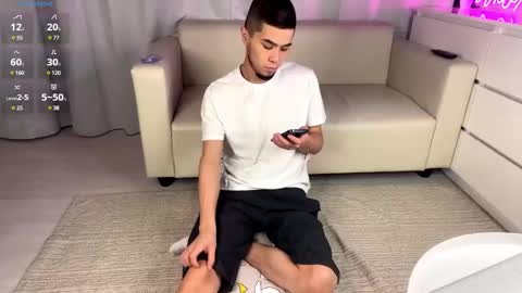 Emmy online show from December 2024 12:33:02 PM